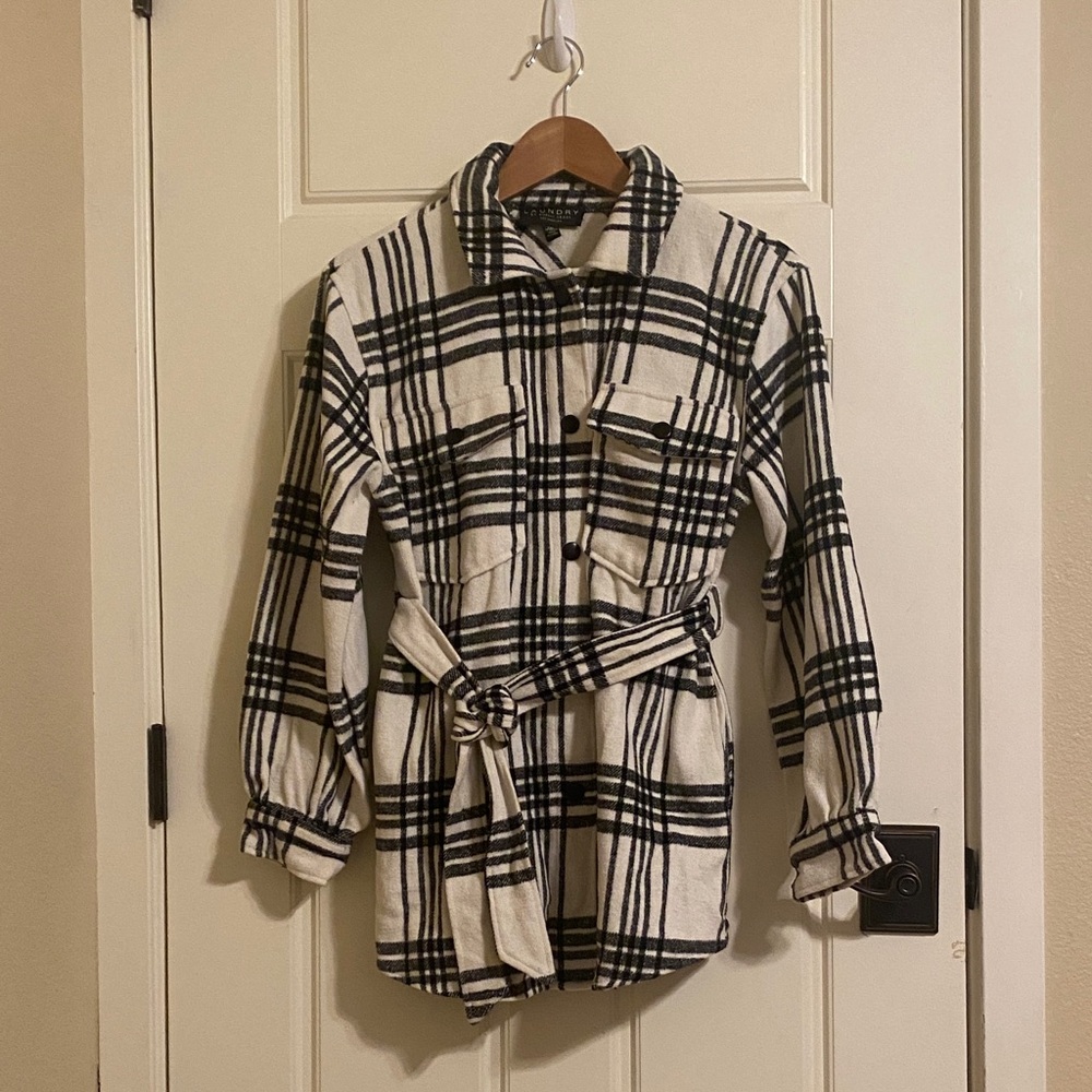 Laundry by Shelli Segal Plaid Belted Shacket Jacket - Black & Cream